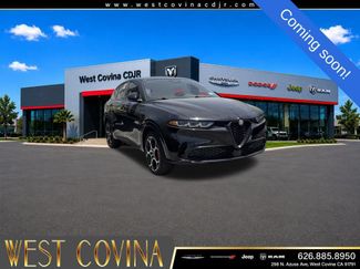 Used 2024 Alfa Romeo Tonale Veloce w/ Premium Interior Package AWD/4WD video 1
