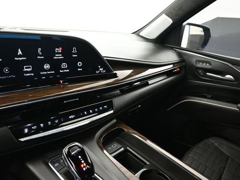 Used 2024 Cadillac Escalade Sport Platinum w/ LPO, ONYX Package image 27