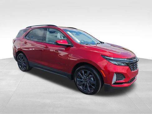 Used 2024 Chevrolet Equinox RS FWD image 4