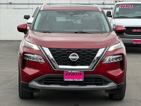 Used 2023 Nissan Rogue SV w/ SV Premium B Package FWD image 10
