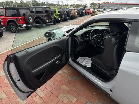 Used 2022 Dodge Challenger GT RWD image 27
