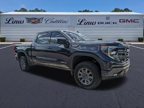 Used 2024 GMC Sierra 1500 AT4 w/ Technology Package AWD/4WD image 1