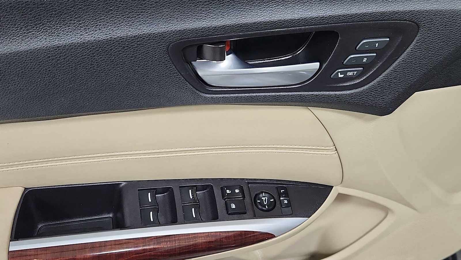 Used 2015 Acura TLX FWD image 15