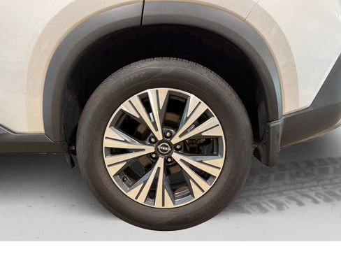 Used 2023 Nissan Rogue SV AWD/4WD image 47
