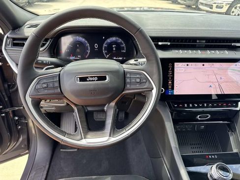New 2026 Jeep Grand Cherokee Altitude RWD image 21
