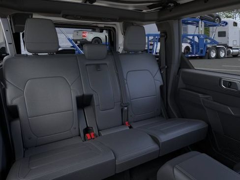 New 2026 Ford Bronco Outer Banks w/ Sasquatch Package AWD/4WD image 11