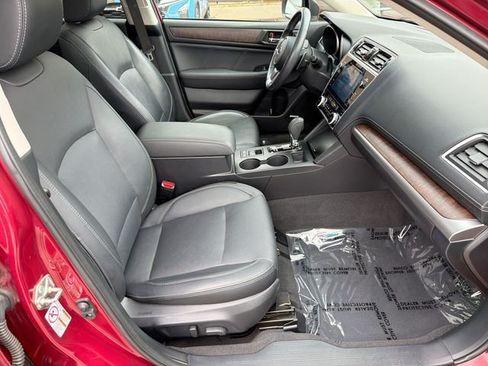 Used 2018 Subaru Outback 2.5i Limited AWD/4WD image 27