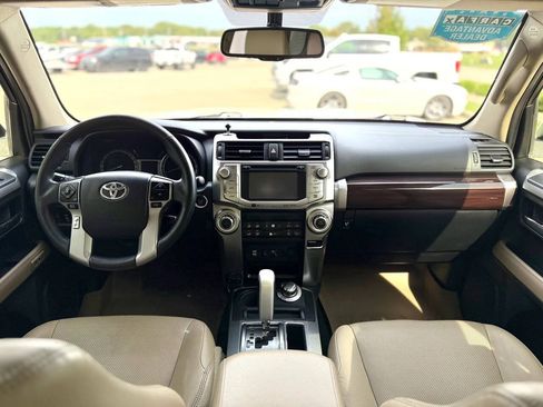 Used 2017 Toyota 4Runner Limited AWD/4WD image 17