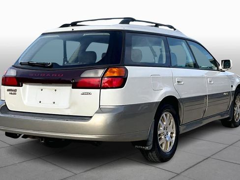 Used 2002 Subaru Outback H6 L.L. Bean Edition image 12