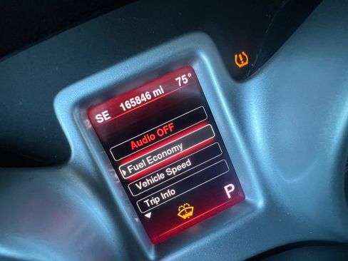 Used 2013 Dodge Journey SE image 22