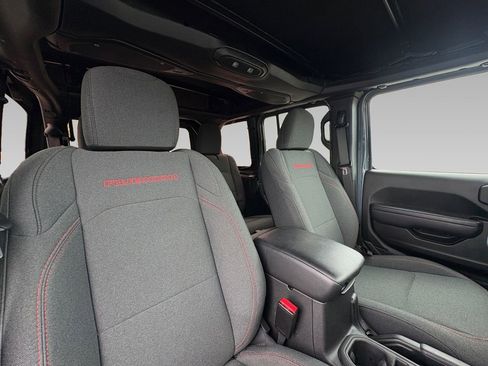 Certified 2024 Jeep Wrangler Unlimited Rubicon image 8