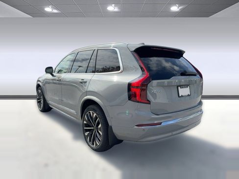 Used 2026 Volvo XC90 B6 Plus w/ Protection Package AWD/4WD image 3
