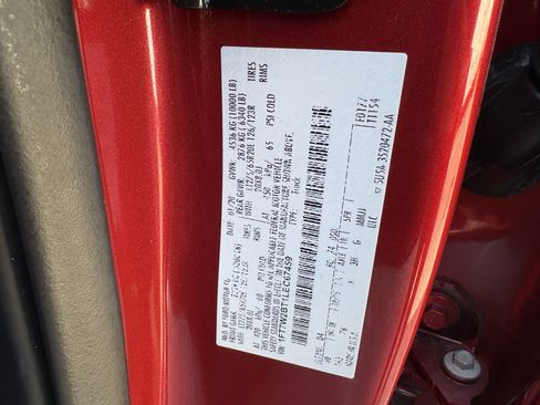 Used 2020 Ford F250 Platinum w/ FX4 Off-Road Package image 35