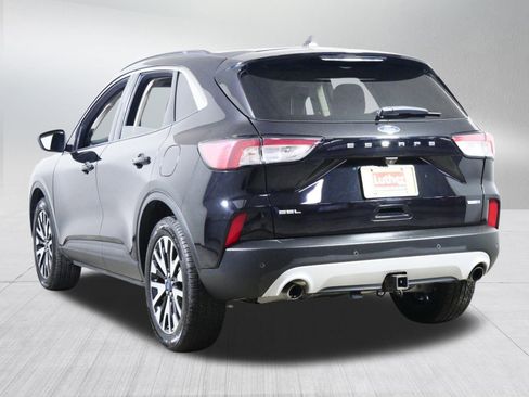 Used 2020 Ford Escape SEL image 5