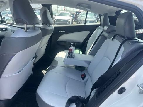 Used 2020 Toyota Prius Prime XLE FWD image 8