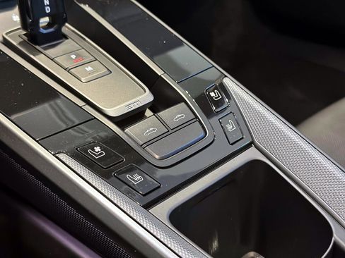Certified 2022 Porsche 911 Targa 4S image 23