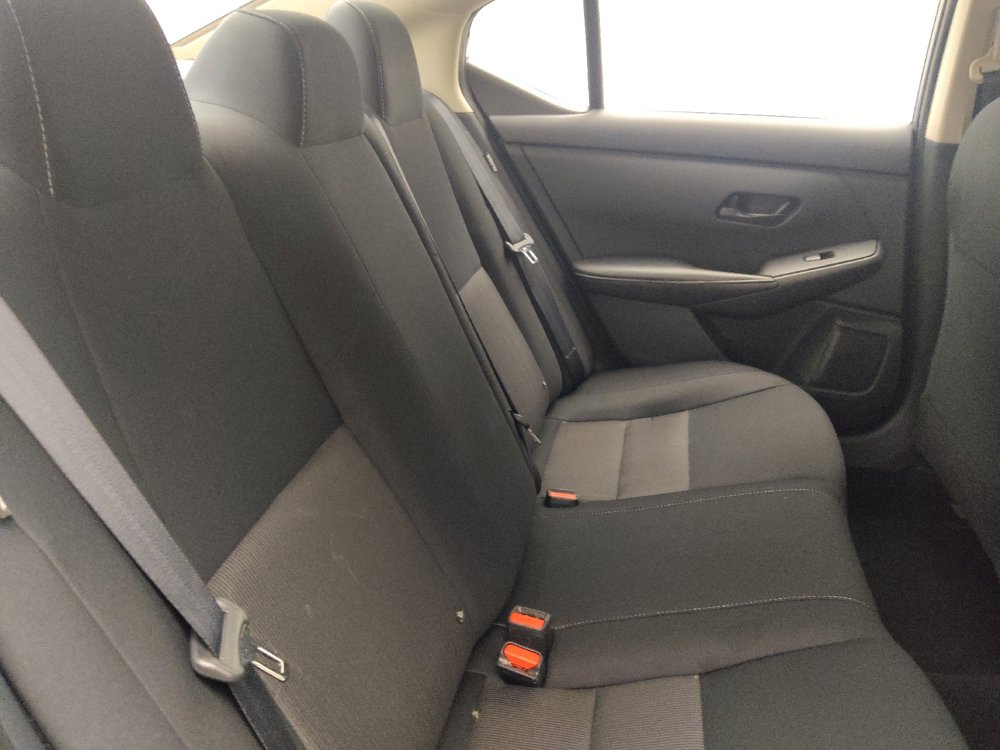 Used 2024 Nissan Sentra SV FWD image 19