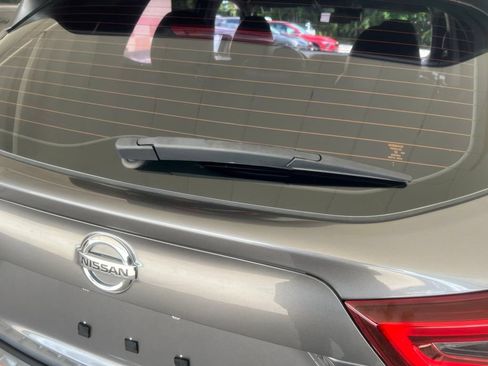 Certified 2022 Nissan Rogue Sport SL AWD/4WD image 34