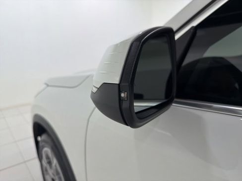 Used 2023 BMW X1 xDrive28i w/ Convenience Package AWD/4WD image 9