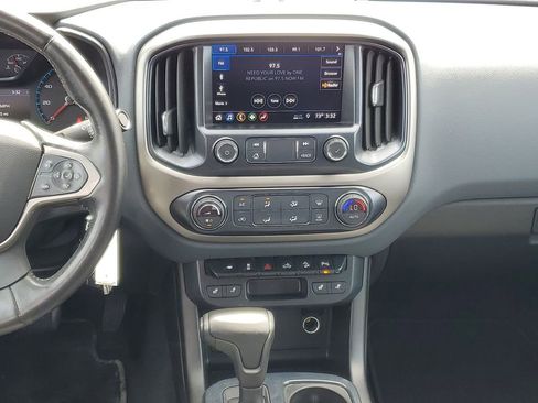 Used 2019 Chevrolet Colorado Z71 AWD/4WD image 25