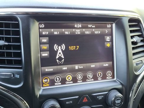 Used 2018 Jeep Grand Cherokee High Altitude AWD/4WD image 17