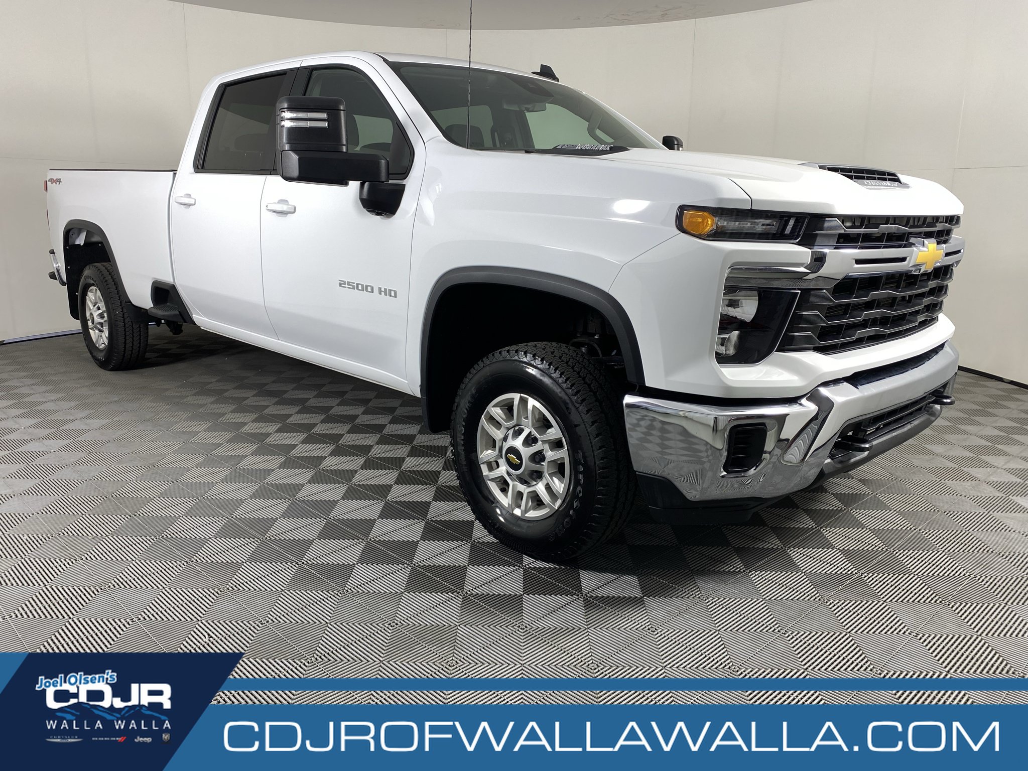 Used 2026 Chevrolet Silverado 2500 LT AWD/4WD image 1