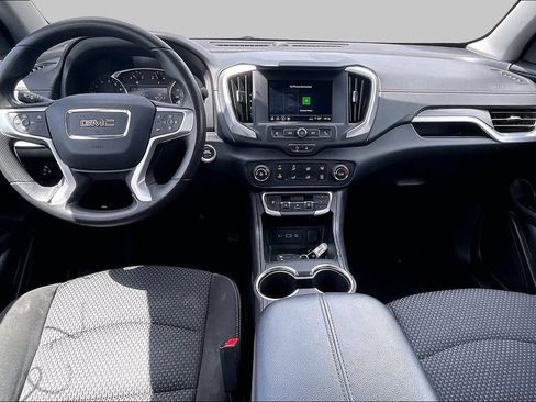 Used 2024 GMC Terrain SLE FWD image 16