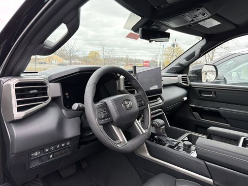 New 2026 Toyota Tundra Limited AWD/4WD image 11