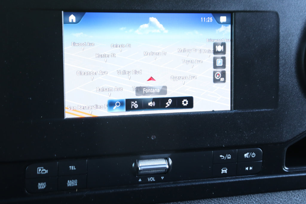 Used 2022 Mercedes-Benz Sprinter 2500 image 32