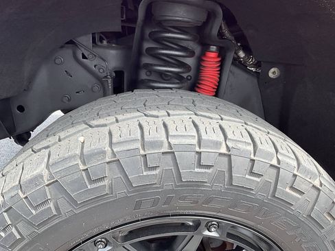 Used 2010 Ford F350 Lariat AWD/4WD image 35