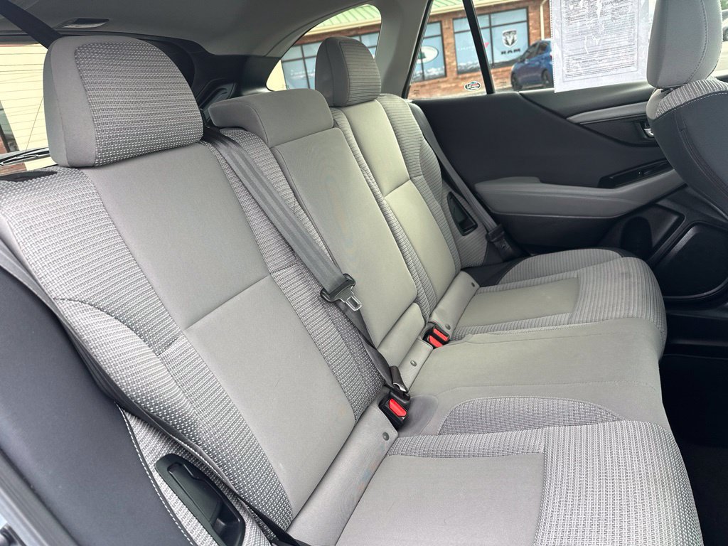Used 2020 Subaru Outback Premium w/ Popular Package #1 AWD/4WD image 17