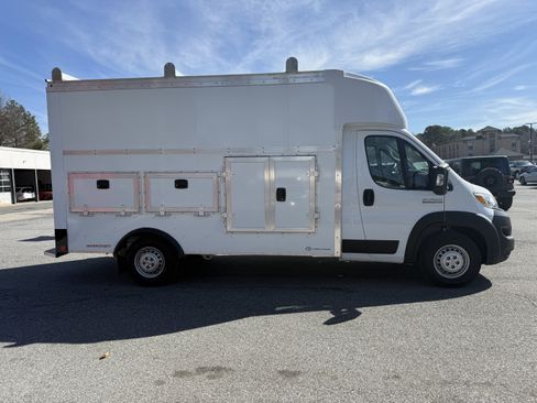 New 2026 RAM ProMaster 3500 w/ Convenience Group image 9