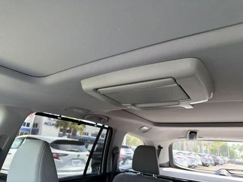 Used 2019 Honda Pilot Elite image 31
