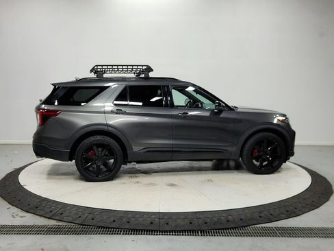 Used 2020 Ford Explorer ST w/ ST Street Pack AWD/4WD image 9