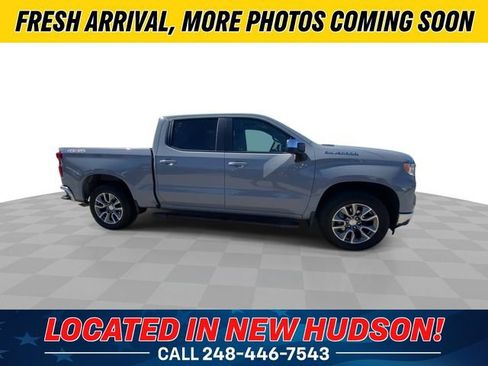 Used 2024 Chevrolet Silverado 1500 LT image 3