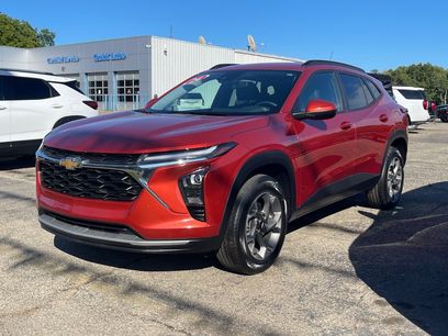Certified 2024 Chevrolet Trax LT w/ Driver Confidence Package