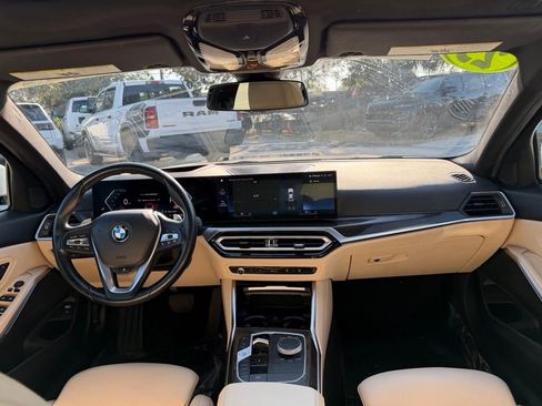 Used 2023 BMW 330i Sedan w/ Premium Package image 35