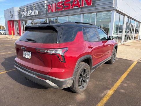 Used 2025 Chevrolet Equinox LT w/ Convenience Package II image 8