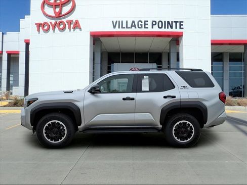 New 2025 Toyota 4Runner TRD Off-Road image 2