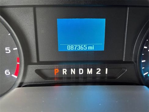 Used 2022 Ford E-350 and Econoline 350 Super Duty w/ Power Windows & Locks Group image 18