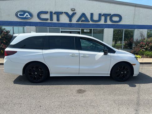 Used 2025 Honda Odyssey Sport-L image 3