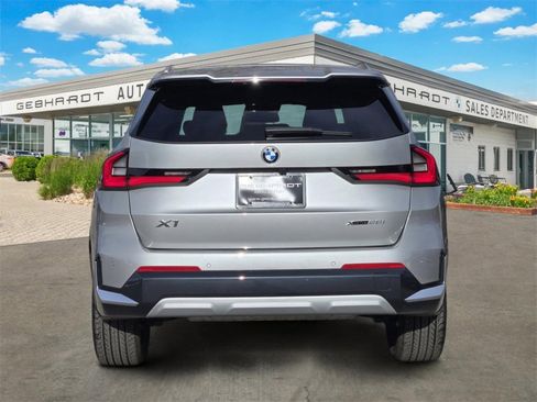 Certified 2025 BMW X1 xDrive28i w/ Technology Package image 7