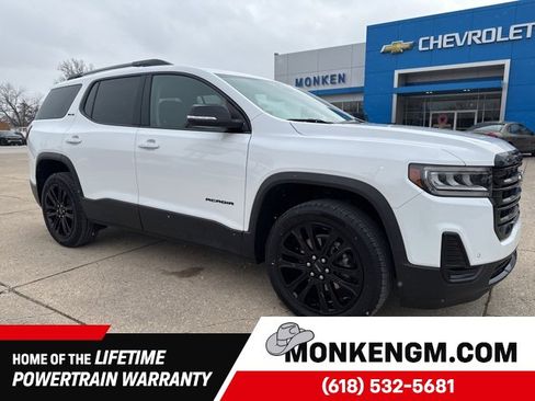 Used 2023 GMC Acadia SLE w/ Driver Convenience Package image 1