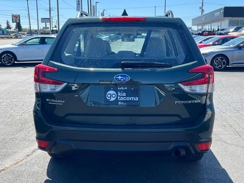Used 2023 Subaru Forester AWD/4WD image 8