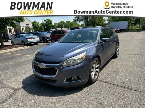 Used 2015 Chevrolet Malibu LT FWD image 1