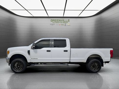 Used 2017 Ford F350 XLT w/ XLT Value Package AWD/4WD image 2