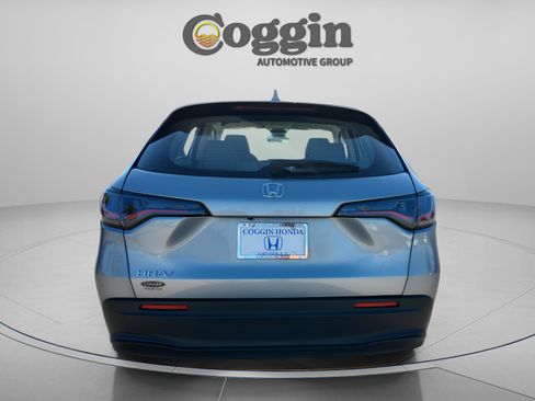 Certified 2023 Honda HR-V LX image 4