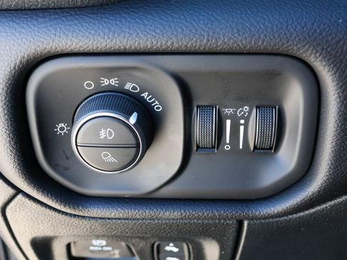 New 2026 RAM 1500 Laramie image 34