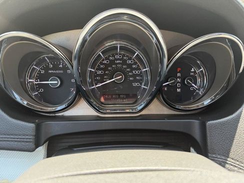 Used 2012 Lincoln MKT AWD image 15