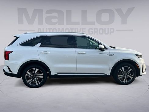 Used 2024 Kia Sorento EX AWD/4WD image 6